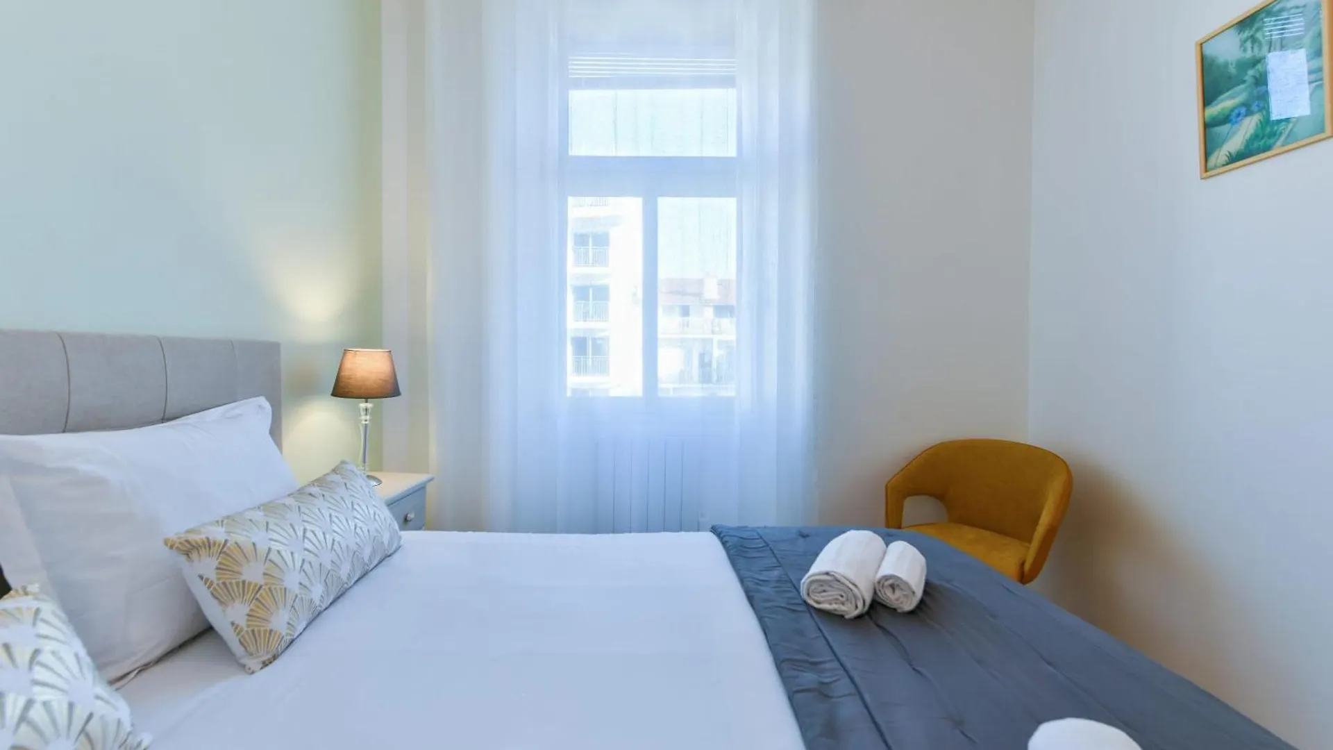 Apartment Le Constantin Avec Balcon, Emplacement Privilegie Pour 2 Personnes Dans Le Centre Cannes